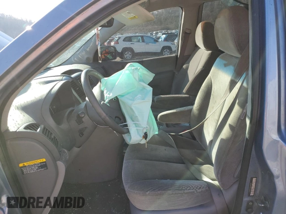 2008 Kia Sedona EX with VIN KNDMB233186246240, listed as a Copart auction lot 48360345 with 205,515 mi miles and Salvage Title. Bid and sale history available at carsss.com. Image 7.
