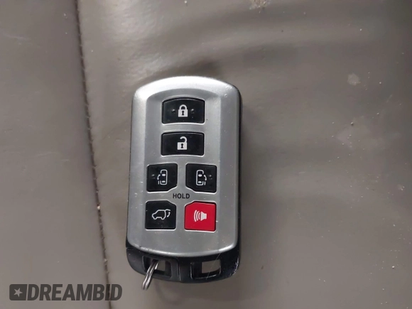 2016 Toyota Sienna XLE with VIN 5TDYK3DC3GS747411, listed as a IAAI auction lot 42289072 with 184,546 mi miles and . Bid and sale history available at DreamBid. Image 11.