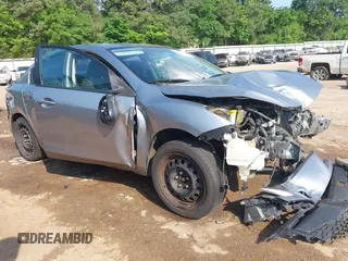 2013 Mazda 3 i SV z VIN JM1BL1TF6D1730226, wystawiony jako IAAI lot #42050567 z przebiegiem Nie podano mil oraz . Historia ofert i sprzedaży dostępna na DreamBid. Obrazek 1.