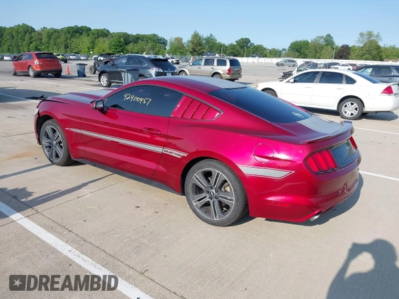 2017 Ford Mustang V6 z VIN 1FA6P8AMXH5226346, wystawiony jako IAAI lot #42400457 z przebiegiem 147 953 mil mil oraz . Historia ofert i sprzedaży dostępna na DreamBid. Obrazek 3.