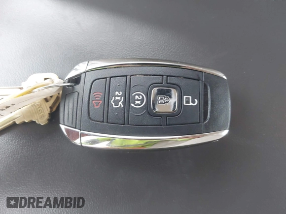 2019 Lincoln MKZ Reserve II с VIN 3LN6L5F98KR621828, выставлен на аукционе IAAI как лот 42332227 с пробегом 41 547 миль миль и . История ставок и продаж доступна на DreamBid. Изображение 11.