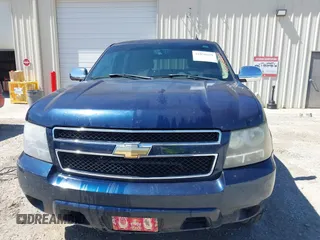 2007 Chevrolet Tahoe LTZ with VIN 1GNFC13077R243921, listed as a IAAI auction lot 41856659 with Not provided miles and . Bid and sale history available at DreamBid. Image 6.