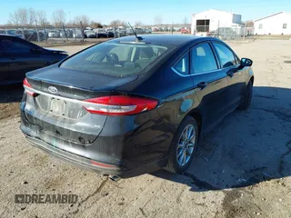 2017 Ford Fusion SE with VIN 3FA6P0H72HR396344, listed as a IAAI auction lot 41460068 with 56,502 mi miles. Bid and sale history available at carsss.com. Image 4.