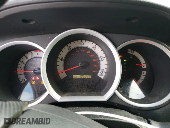 2013 Toyota Tacoma PreRunner z VIN 3TMJU4GN7DM155651, wystawiony jako Copart lot #47528115 z przebiegiem 195 328 mil mil oraz Szkoda całkowita • Salvage title. Historia ofert i sprzedaży dostępna na DreamBid. Obrazek 9.