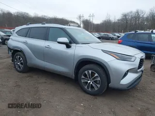 2024 Toyota Highlander LE with VIN 5TDKDRBH3RS532227, listed as a IAAI auction lot 41344982 with 10,116 mi miles and . Bid and sale history available at DreamBid. Image 1.