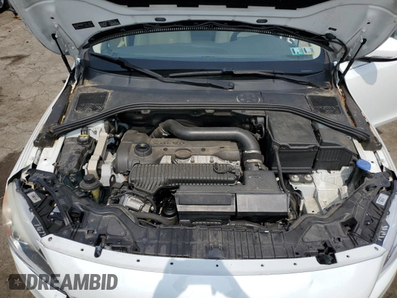 2015 Volvo V60 z VIN YV1612SD5F1202932, wystawiony jako Copart lot #56551523 z przebiegiem 83 417 mil mil oraz . Historia ofert i sprzedaży dostępna na DreamBid. Obrazek 11.