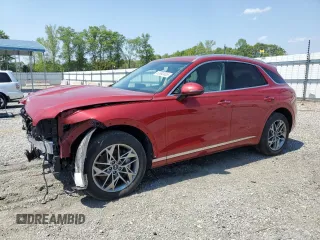 2025 Genesis GV70 2.5T z VIN 5NMMADTB5SH021934, wystawiony jako Copart lot #58530795 z przebiegiem 5920 mil mil oraz Szkody całkowita. Historia ofert i sprzedaży dostępna na DreamBid. Obrazek 1.