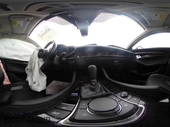 2023 Mazda 3 Premium Plus z VIN 3MZBPBEY6PM353118, wystawiony jako IAAI lot #42214522 z przebiegiem Nie podano mil oraz . Historia ofert i sprzedaży dostępna na DreamBid. Obrazek 17.