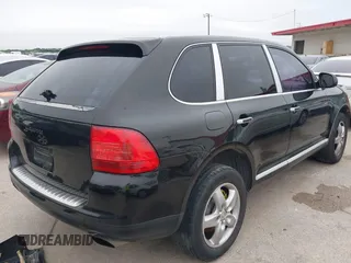 2006 Porsche Cayenne z VIN WP1AA29P46LA25308, wystawiony jako IAAI lot #42432804 z przebiegiem 184 080 mil mil oraz . Historia ofert i sprzedaży dostępna na DreamBid. Obrazek 4.