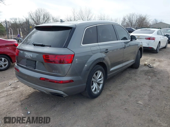 2017 Audi Q7 Premium Plus with VIN WA1LAAF76HD042448, listed as a IAAI auction lot 42030033 with 97,540 mi miles. Bid and sale history available at carsss.com. Image 4.