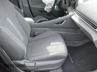 2024 Hyundai Elantra SEL with VIN KMHLM4DG8RU849231, listed as a IAAI auction lot 40867879 with 763 mi miles and . Bid and sale history available at DreamBid. Image 5.