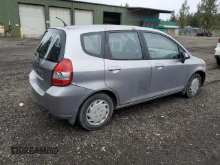 2008 Honda Fit with VIN JHMGD37488S060605, listed as a Copart auction lot 49736135 with 127,413 mi miles and Salvage Title. Bid and sale history available at carsss.com. Image 3.
