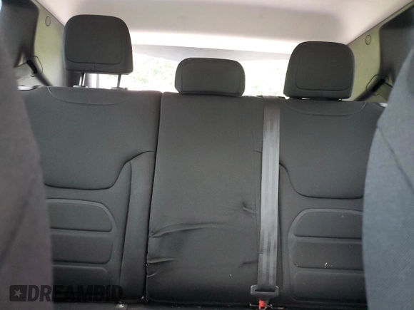 2020 Jeep Renegade Latitude z VIN ZACNJBBB7LPL19906, wystawiony jako Copart lot #60719085 z przebiegiem 61 629 mil mil oraz Szkoda całkowita • Salvage title. Historia ofert i sprzedaży dostępna na DreamBid. Obrazek 10.
