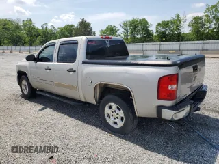 2008 Chevrolet Silverado 1500 1LT with VIN 3GCEC13068G223245, listed as a Copart auction lot 50980115 with 304,965 mi miles and Clean Title. Bid and sale history available at DreamBid. Image 2.