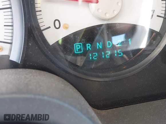 2005 Dodge Dakota ST with VIN 1D7HW22K35S129167, listed as a IAAI auction lot 42190094 with 121,215 mi miles. Bid and sale history available at carsss.com. Image 7.