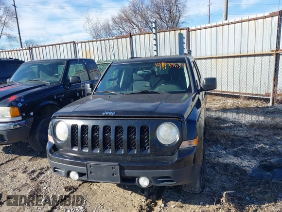 2012 Jeep Patriot Sport with VIN 1C4NJRBB3CD655935, listed as a IAAI auction lot 41139634 with 199,608 mi miles and . Bid and sale history available at carsss.com. Image 6.