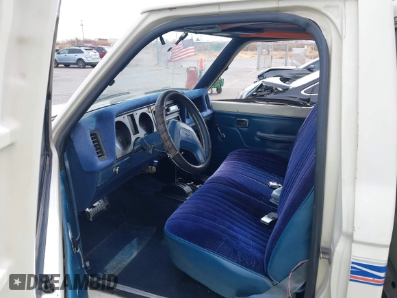 1987 Ford Ranger with VIN 1FTCR10T3HUB44424, listed as a IAAI auction lot 41578356 with 250,080 mi miles and . Bid and sale history available at DreamBid. Image 5.