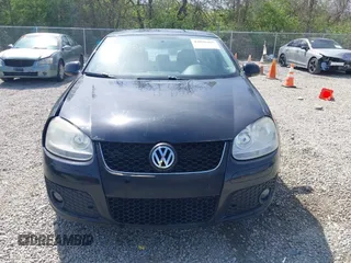 2009 Volkswagen Jetta Sedan SE with VIN 3VWRM71K79M131020, listed as a IAAI auction lot 42096465 with 316,631 mi miles. Bid and sale history available at carsss.com. Image 12.