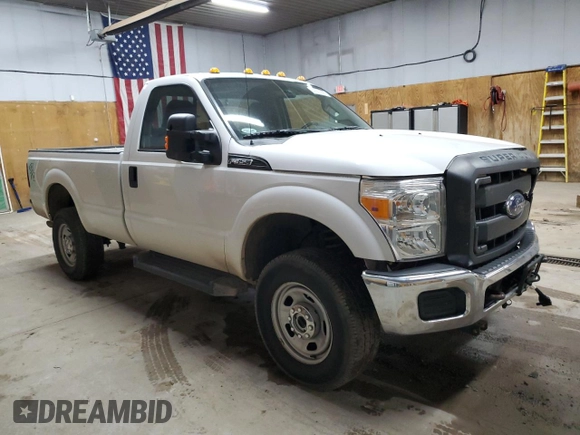 2014 Ford F-350 XL with VIN 1FTRF3B6XEEA55784, listed as a Copart auction lot 62007995 with 71,765 mi miles and Salvage title. Bid and sale history available at DreamBid. Image 4.
