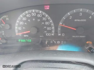 2001 Ford F-150 SuperCrew XLT with VIN 1FTRW07LX1KA24415, listed as a IAAI auction lot 42081030 with 298,673 mi miles. Bid and sale history available at carsss.com. Image 7.