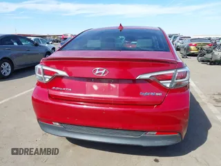2016 Hyundai Sonata Hybrid SE with VIN KMHE24L18GA038247, listed as a IAAI auction lot 41603106 with 208,891 mi miles. Bid and sale history available at carsss.com. Image 16.