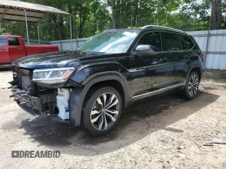 2022 Volkswagen Atlas SEL Premium R-Line with VIN 1V2FR2CA6NC544426, listed as a Copart auction lot 61220995 with 44,932 mi miles and Salvage title. Bid and sale history available at DreamBid. Image 1.