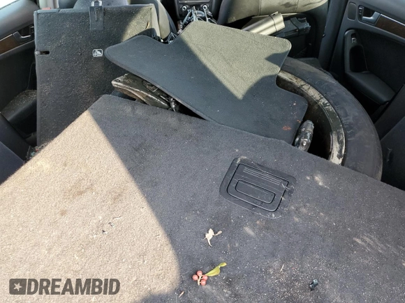 2014 Audi allroad Premium Plus with VIN WA1UFAFL5EA104132, listed as a Copart auction lot 70884744 with 0 mi miles and Salvage Title. Bid and sale history available at carsss.com. Image 12.