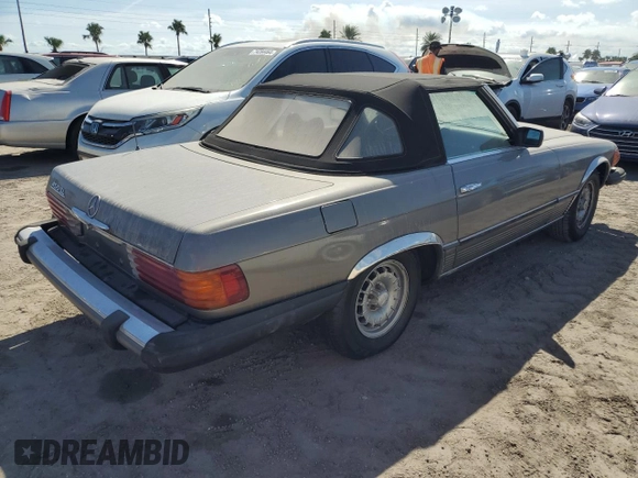 1979 Mercedes-Benz SL with VIN 10704412056845, listed as a Copart auction lot 74874294 with 148,200 mi miles and Salvage title. Bid and sale history available at DreamBid. Image 3.