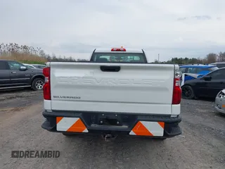 2021 Chevrolet Silverado 1500 Work Truck with VIN 3GCNWAEH5MG369642, listed as a IAAI auction lot 42029233 with 93,036 mi miles. Bid and sale history available at carsss.com. Image 16.