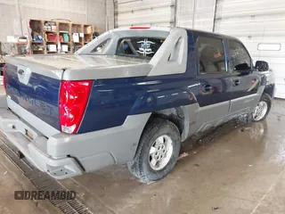 2002 Chevrolet Avalanche z VIN 3GNEC13TX2G346829, wystawiony jako IAAI lot #42265401 z przebiegiem Nie podano mil oraz . Historia ofert i sprzedaży dostępna na DreamBid. Obrazek 4.
