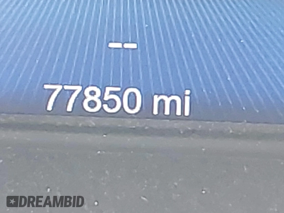 2017 Maserati Levante z VIN ZN661XUL9HX210893, wystawiony jako IAAI lot #41668712 z przebiegiem 77 850 mil mil oraz . Historia ofert i sprzedaży dostępna na DreamBid. Obrazek 16.