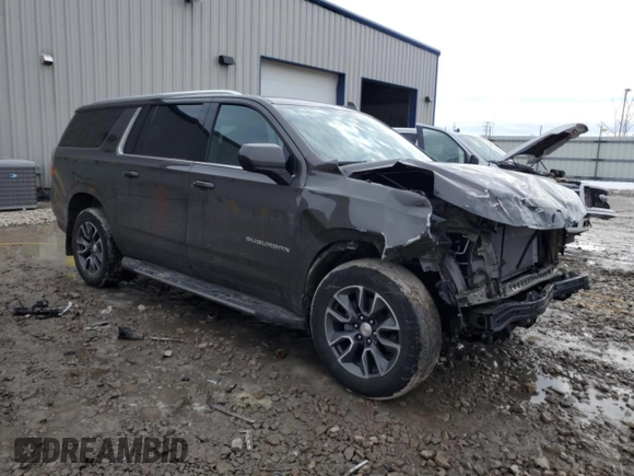 2021 Chevrolet Suburban LS z VIN 1GNSKBKD7MR420989, wystawiony jako Copart lot #46903795 z przebiegiem 40 895 mil mil oraz Szkoda całkowita • Salvage title. Historia ofert i sprzedaży dostępna na DreamBid. Obrazek 4.
