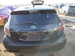 2012 Toyota Prius c One with VIN JTDKDTB36C1010956, listed as a IAAI auction lot 41476271 with 186,403 mi miles. Bid and sale history available at carsss.com. Image 16.