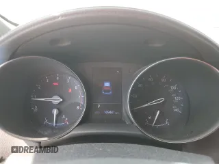 2019 Toyota C-HR XLE z VIN NMTKHMBX5KR079425, wystawiony jako Copart lot #57315345 z przebiegiem 109 441 mil mil oraz Szkoda całkowita • Salvage title. Historia ofert i sprzedaży dostępna na DreamBid. Obrazek 9.