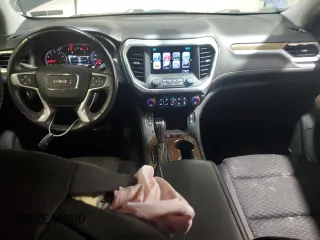 2018 GMC Acadia SLE z VIN 1GKKNSLS8JZ132511, wystawiony jako Copart lot #46825975 z przebiegiem 117 849 mil mil oraz Szkoda całkowita • Salvage title. Historia ofert i sprzedaży dostępna na DreamBid. Obrazek 8.