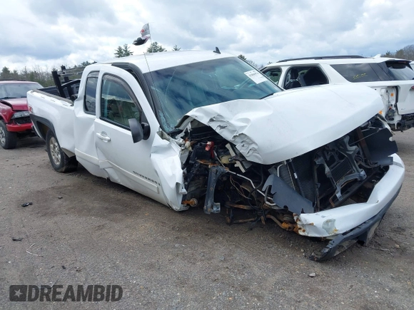 2008 Chevrolet Silverado 1500 LTZ with VIN 1GCEK19J58E181029, listed as a IAAI auction lot 41866976 with 183,824 mi miles. Bid and sale history available at carsss.com. Image 1.