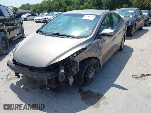 2016 Hyundai Elantra SE z VIN 5NPDH4AE9GH793064, wystawiony jako IAAI lot #42506773 z przebiegiem 112 082 mil mil oraz . Historia ofert i sprzedaży dostępna na DreamBid. Obrazek 18.