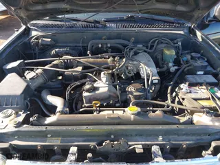 1998 Toyota 4Runner with VIN JT3GM84R6W0028070, listed as a IAAI auction lot 41850921 with 176,871 mi miles. Bid and sale history available at carsss.com. Image 10.