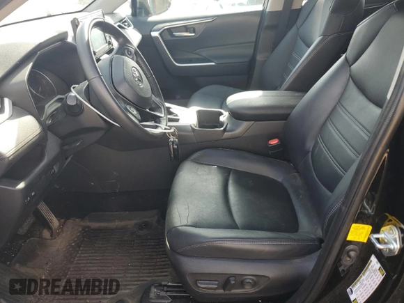 2022 Toyota RAV4 XLE Premium with VIN 2T3C1RFV2NC206720, listed as a Copart auction lot 56006435 with 40,537 mi miles and Salvage title. Bid and sale history available at DreamBid. Image 7.
