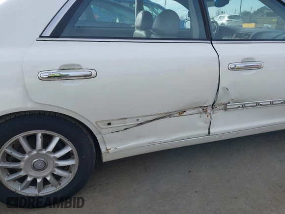 2005 Hyundai XG with VIN KMHFU45E95A413039, listed as a IAAI auction lot 41573746 with 167,306 mi miles and . Bid and sale history available at DreamBid. Image 13.