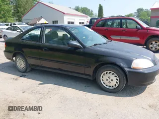 1996 Honda Civic DX z VIN 1HGEJ6122TL081822, wystawiony jako IAAI lot #42364331 z przebiegiem 121 686 mil mil oraz . Historia ofert i sprzedaży dostępna na DreamBid. Obrazek 14.
