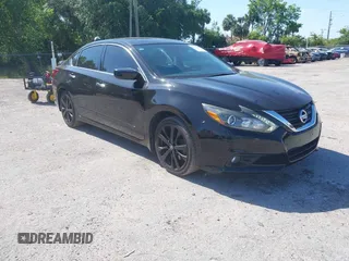 2017 Nissan Altima S z VIN 1N4AL3AP1HC242627, wystawiony jako IAAI lot #42056962 z przebiegiem 94 092 mil mil oraz . Historia ofert i sprzedaży dostępna na DreamBid. Obrazek 1.