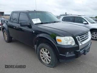 2007 Ford Explorer Sport Trac Limited с VIN 1FMEU538X7UA09019, выставлен на аукционе IAAI как лот 42457831 с пробегом 194 604 миль миль и . История ставок и продаж доступна на DreamBid. Изображение 1.