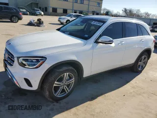 2022 Mercedes-Benz GLC with VIN W1N0G8DBXNG047596, listed as a Copart auction lot 88152845 with 26,020 mi miles and Salvage Title. Bid and sale history available at carsss.com. Image 1.