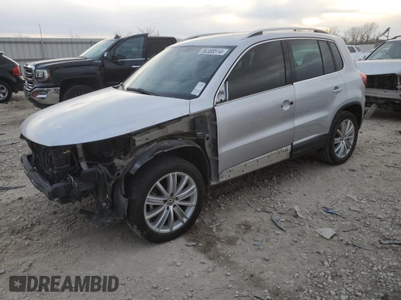 2012 Volkswagen Tiguan LE z VIN WVGAV7AX7CW520378, wystawiony jako Copart lot #86388514 z przebiegiem 95 653 mil mil oraz Czysty tytuł • Clean title. Historia ofert i sprzedaży dostępna na DreamBid. Obrazek 1.
