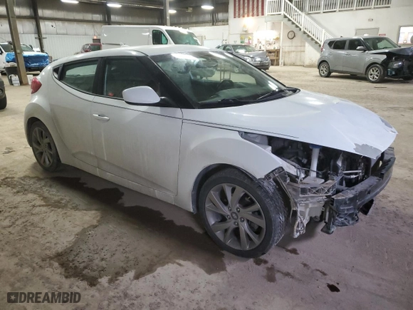 2016 Hyundai Veloster with VIN KMHTC6AD9GU269878, listed as a Copart auction lot 41830905 with 133,406 mi miles and Salvage Title. Bid and sale history available at carsss.com. Image 4.