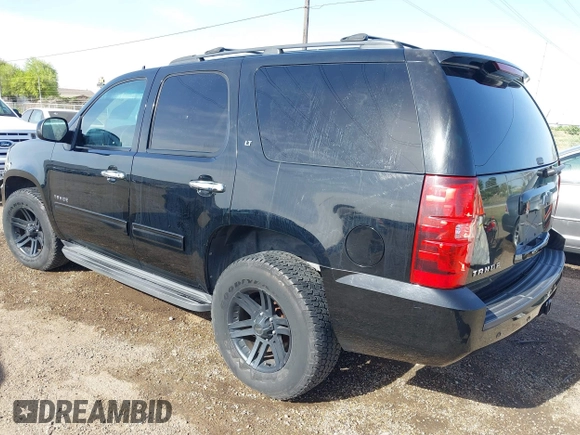 2011 Chevrolet Tahoe LT z VIN 1GNSCBE01BR160656, wystawiony jako IAAI lot #41822149 z przebiegiem 248 195 mil mil oraz . Historia ofert i sprzedaży dostępna na DreamBid. Obrazek 3.