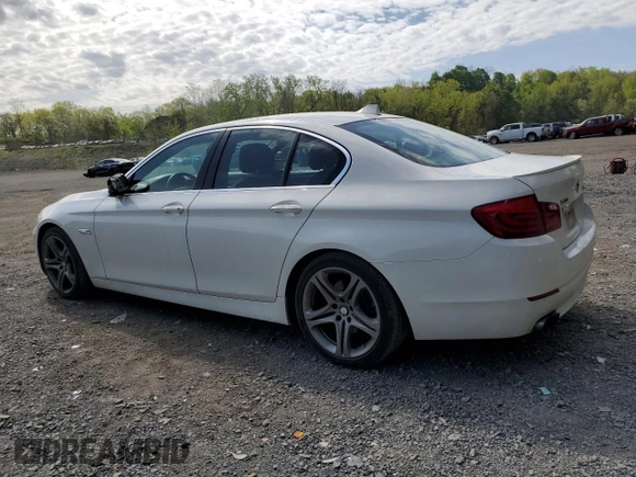 2013 BMW 5 Series 528i xDrive with VIN WBAXH5C55DD107861, listed as a Copart auction lot 55338525 with 91,137 mi miles and Non repairable. Bid and sale history available at DreamBid. Image 2.