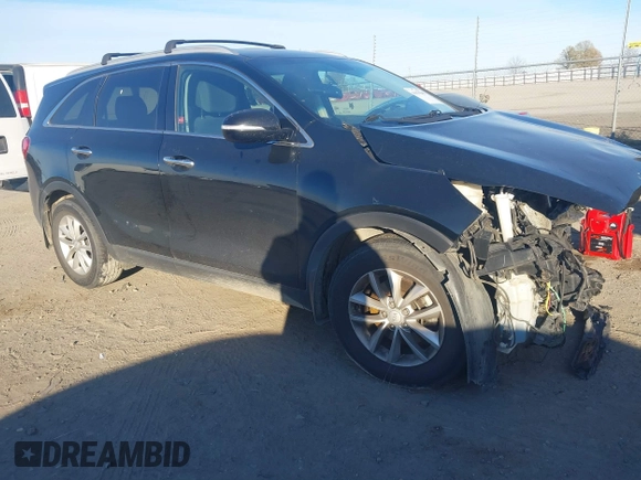 2017 Kia Sorento LX z VIN 5XYPG4A50HG287924, wystawiony jako IAAI lot #41078288 z przebiegiem Nie podano mil oraz . Historia ofert i sprzedaży dostępna na DreamBid. Obrazek 12.