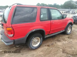 1998 Ford Explorer Sport with VIN 1FMYU22X2WUB91981, listed as a IAAI auction lot 42703725 with 169,128 mi miles and . Bid and sale history available at DreamBid. Image 4.